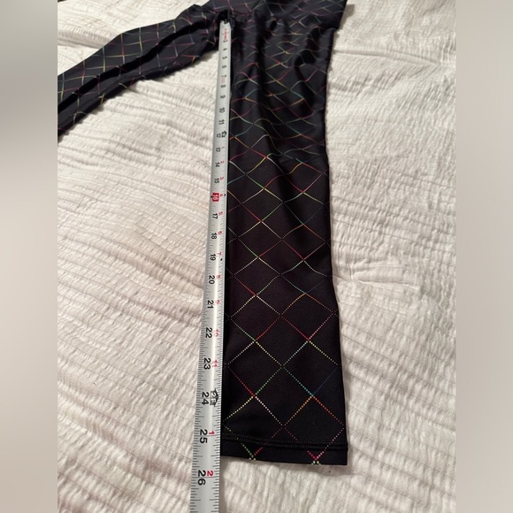 Terez Black Colorful Diamond Leggings - NWOT - Size XXS - Picture 9 of 9